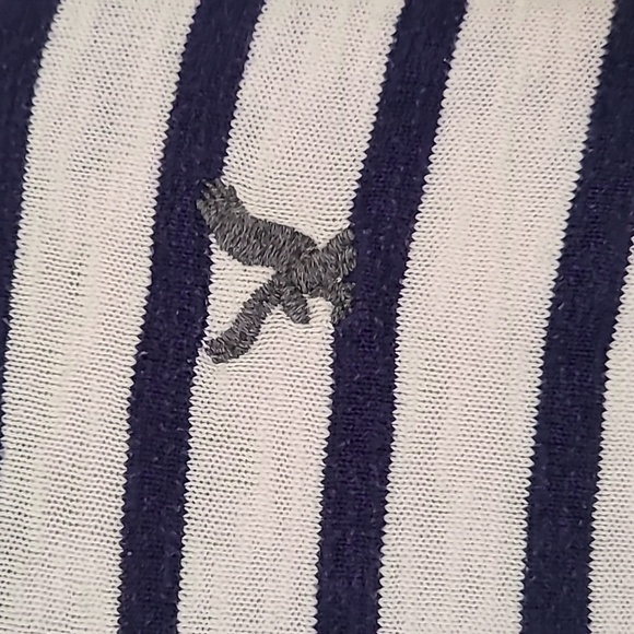 American Eagle pullover - Picture 3 of 7